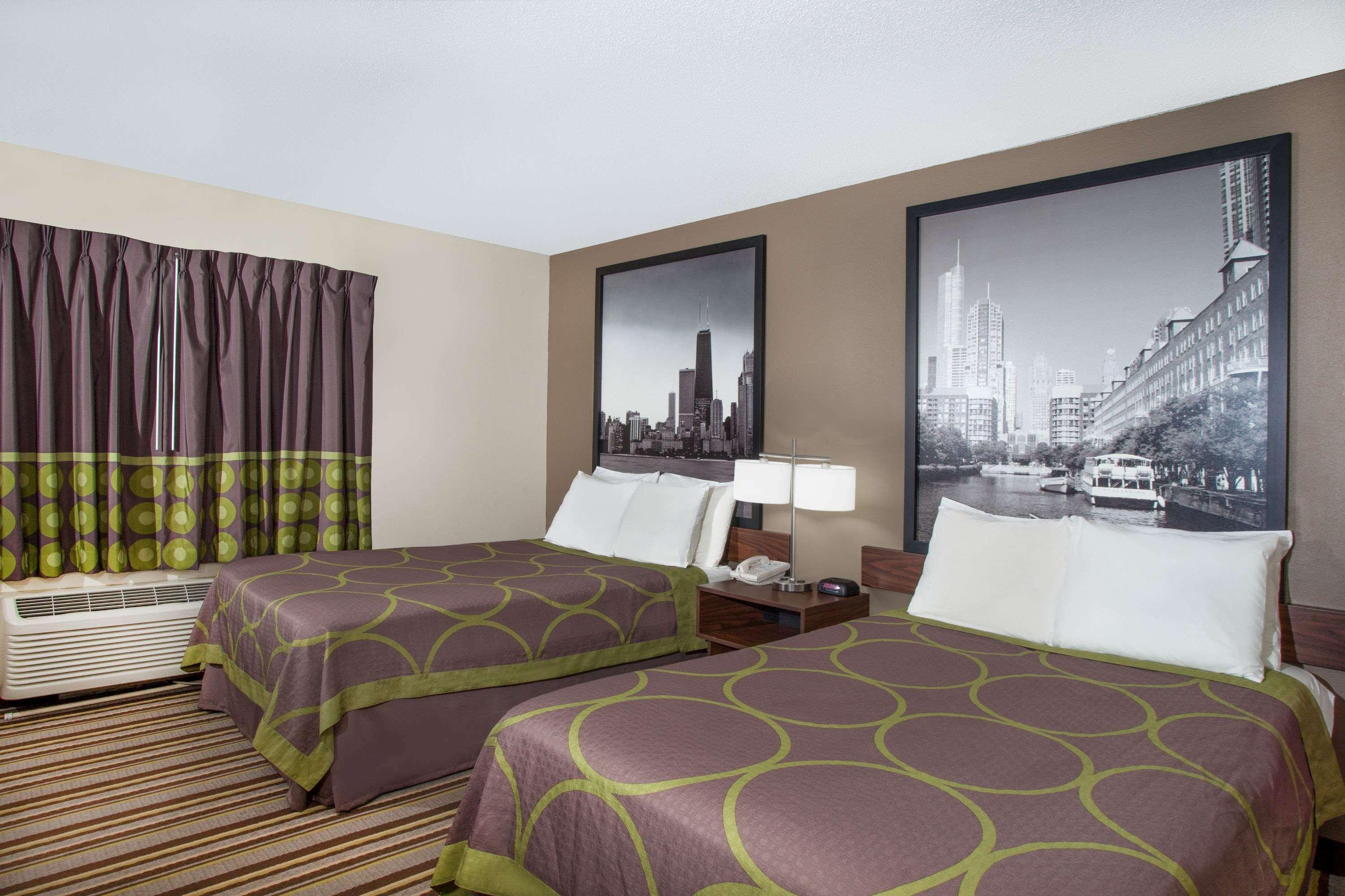 Super 8 By Wyndham Chicago/Rosemont/O'Hare/Se River Grove Exterior foto